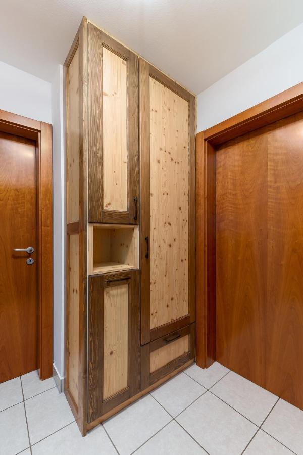Mountain Charm Apartment ครานสกา โกรา ภายนอก รูปภาพ