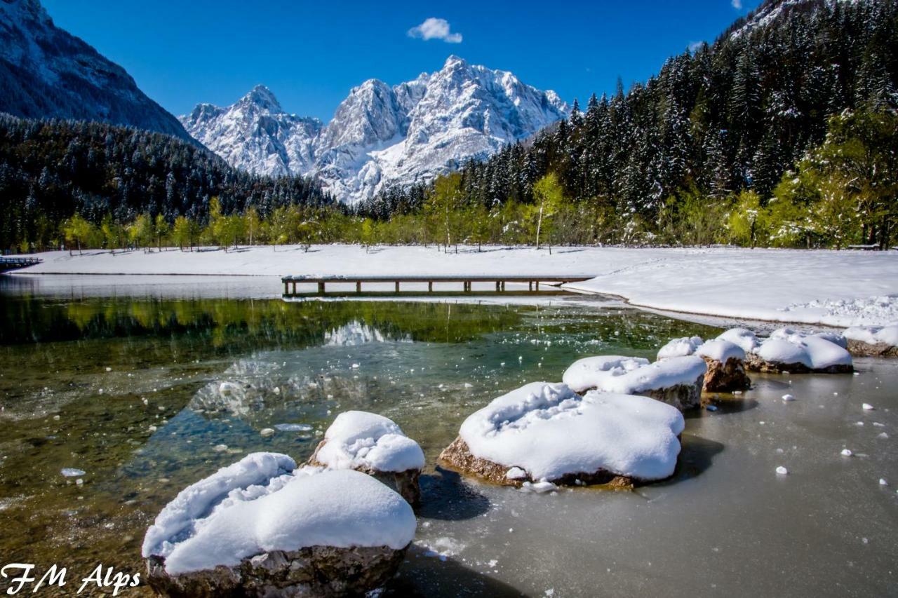 Mountain Charm Apartment ครานสกา โกรา ภายนอก รูปภาพ
